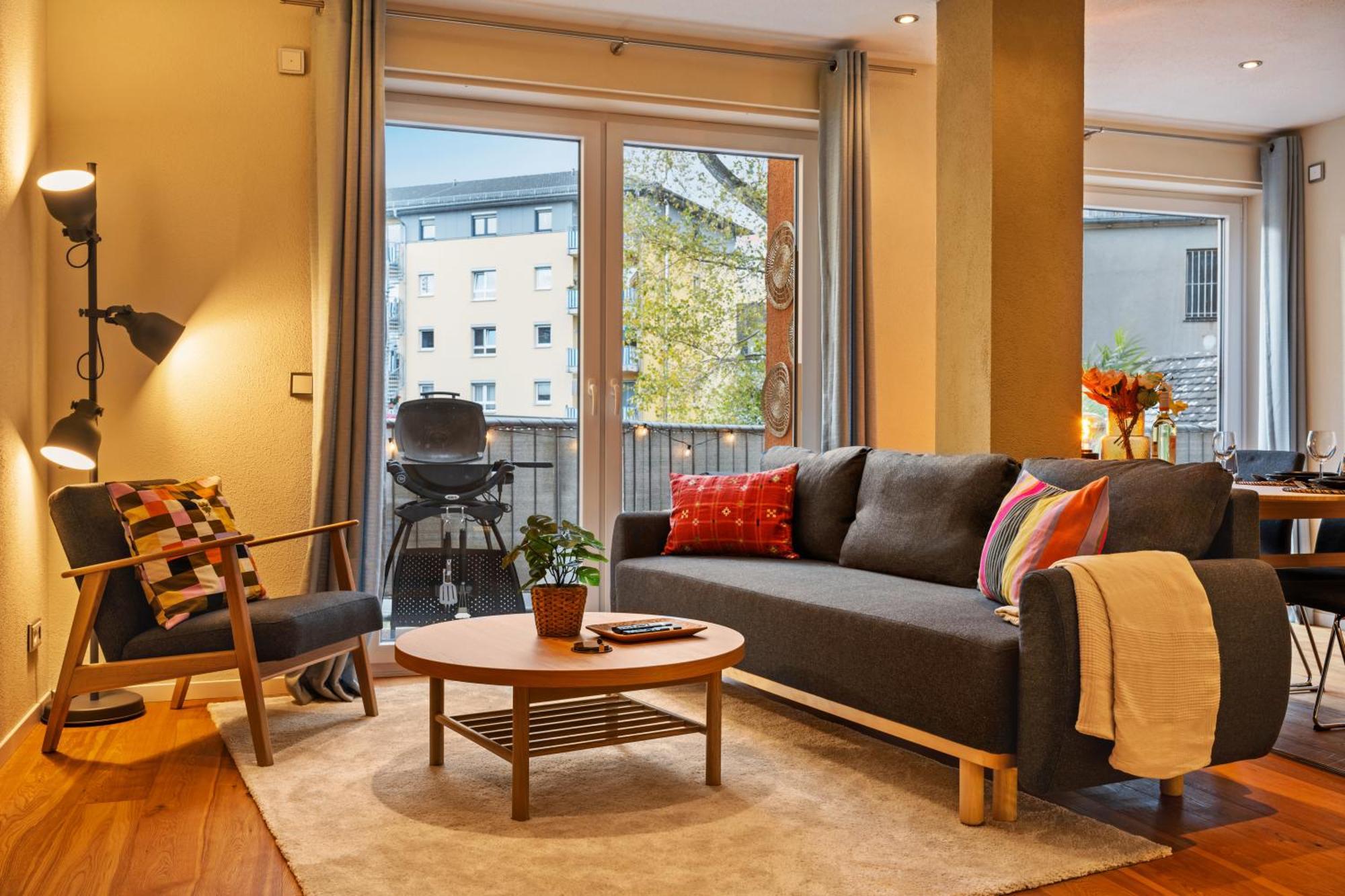 Edler Wohnraum Schwanenteich-Suite Mit Balkon, Kaffeevollautomat, Lift & Parkplatz ツウィッカウ エクステリア 写真